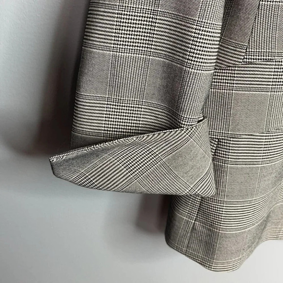 LE SUIT Houndstooth Blazer Black Plaid 3 Button Padded Shoulder Preppy Size 8 - Picture 6 of 10
